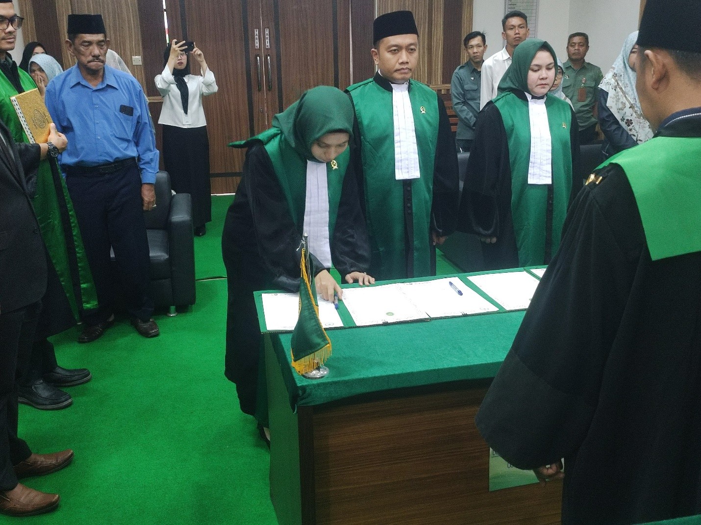 pelantikan hakim 3