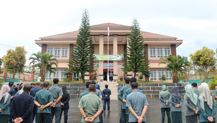upacara hut ma 4
