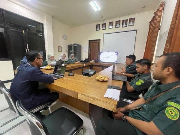 rapat 2